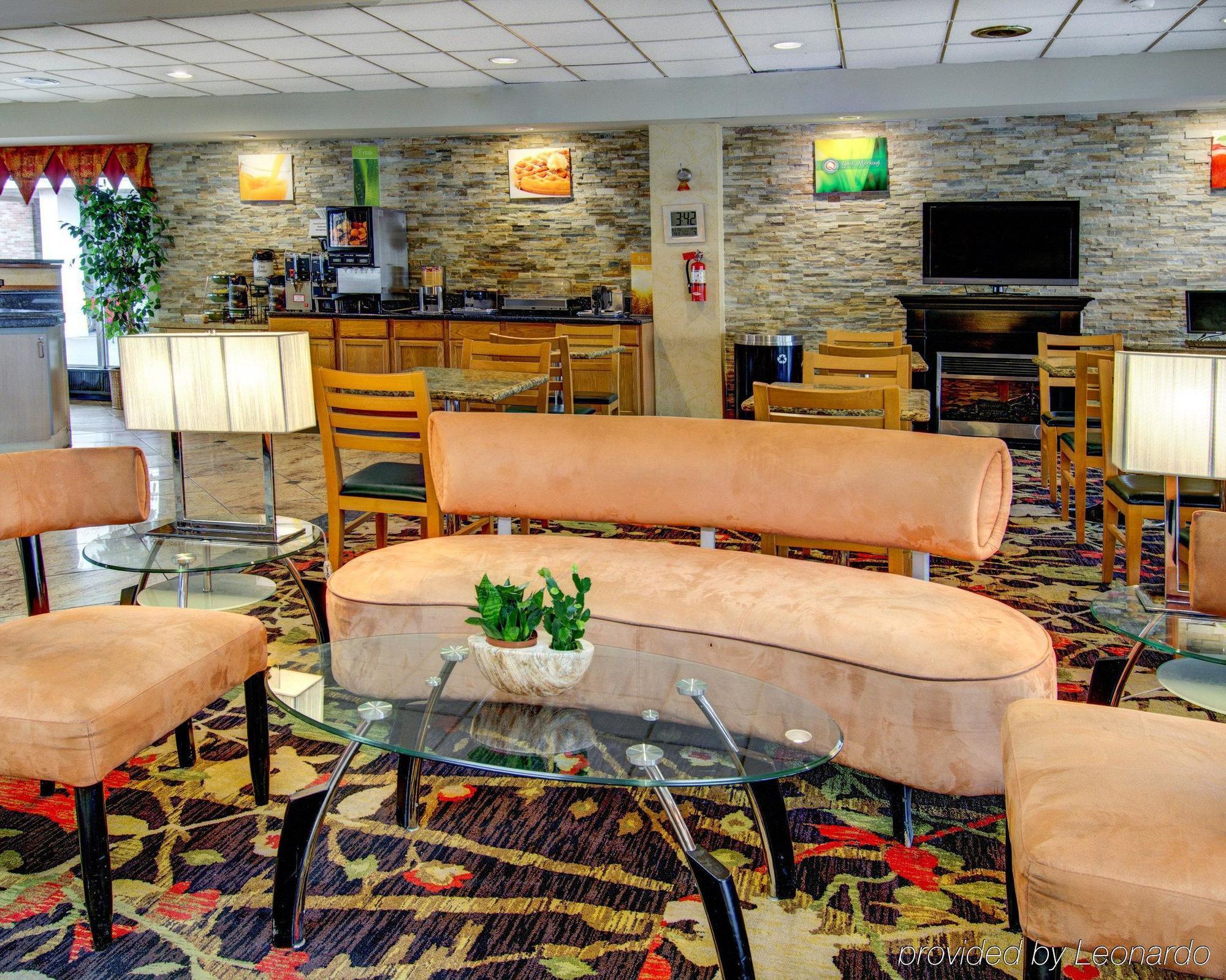 Quality Inn & Suites College Park Exteriör bild