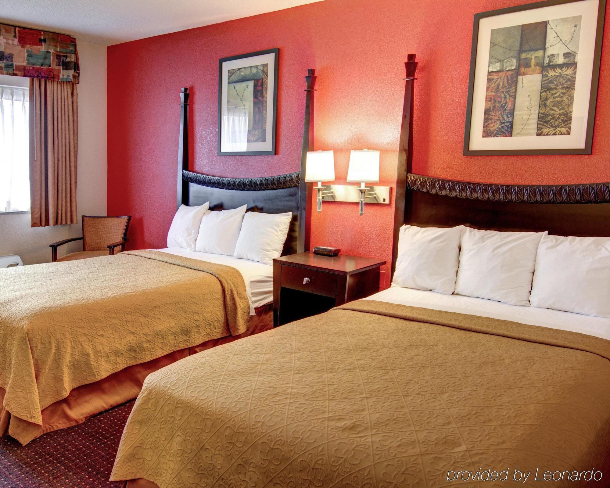 Quality Inn & Suites College Park Exteriör bild
