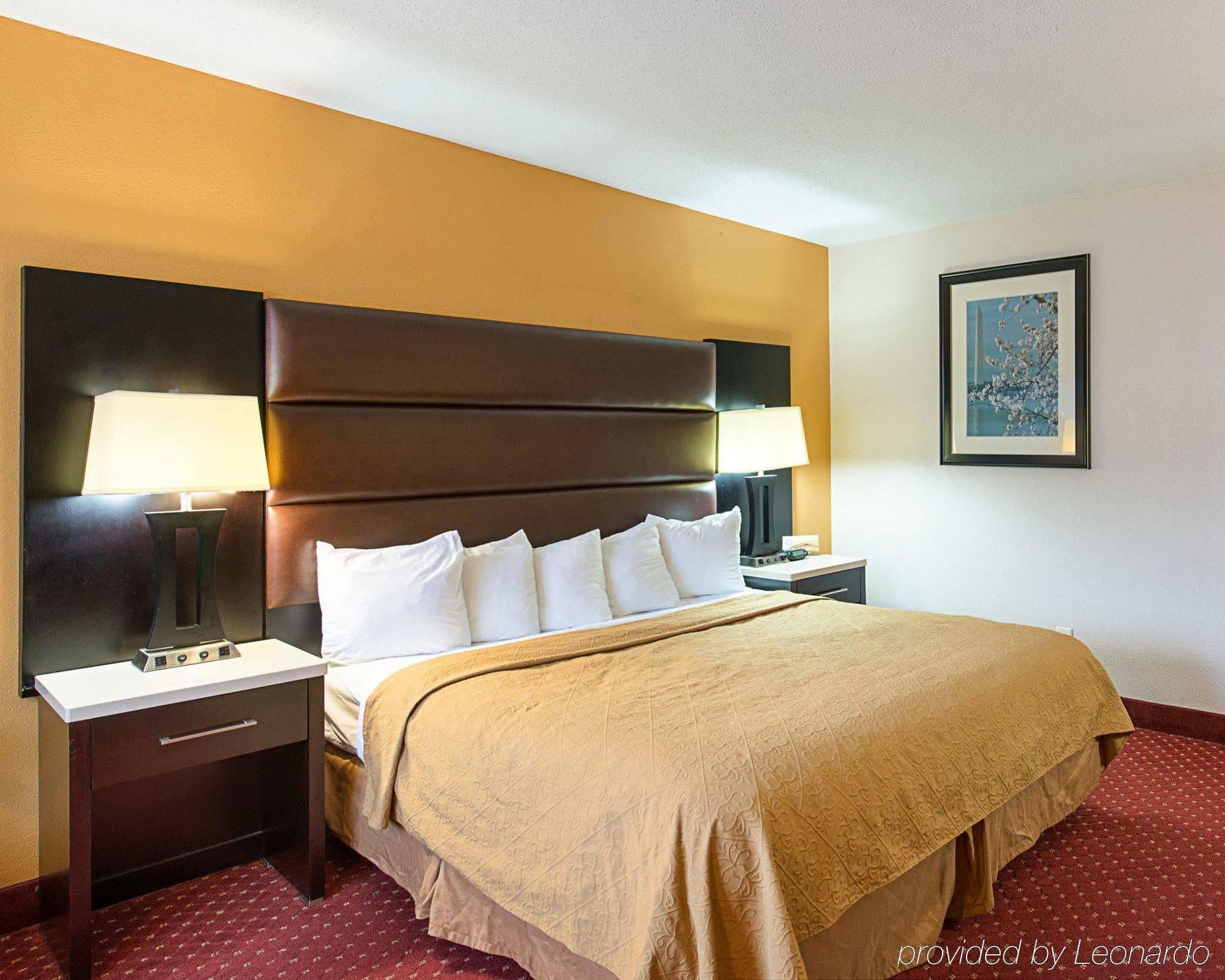 Quality Inn & Suites College Park Exteriör bild